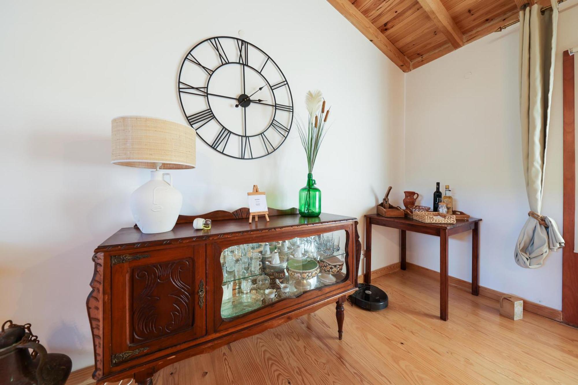 Renovated Wine Press House - With Pool Villa Porto de Mós Rum bild